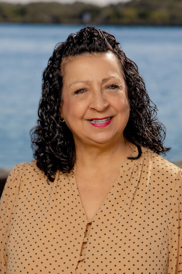 Rayners Lawyers Specialising in complex wills and small business law